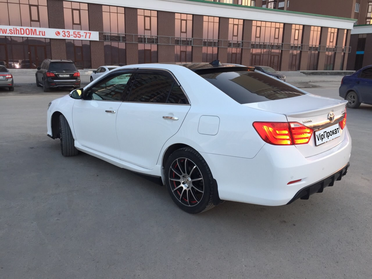 Новое авто в парке